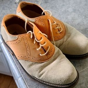 Slightly used men's two tone suede shoes